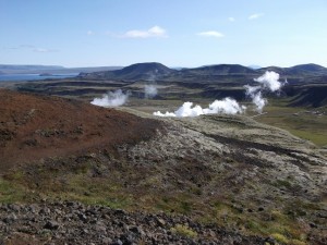 冰岛的蒸汽羽